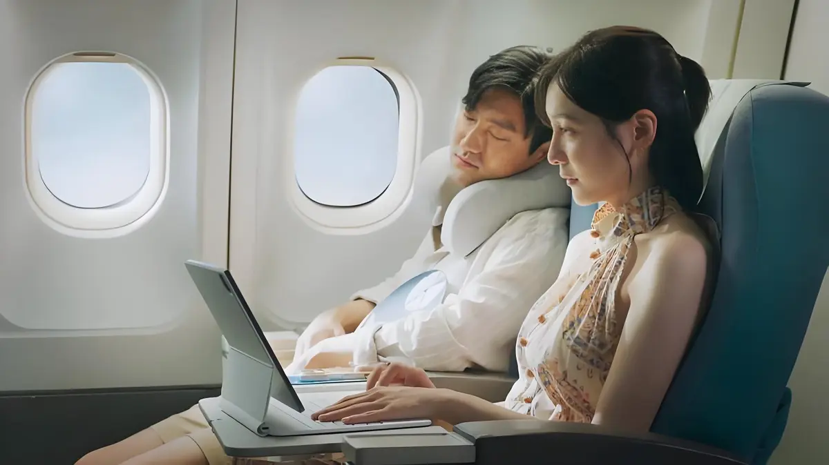 韩国电影《Flight to Paradise/极乐飞行》高清全集免费看 - 极乐飞行未删减版完整版在线播放 - 无广告高清资源