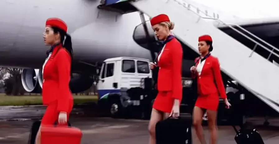 法国空姐2018完整版免费在线观看-高清中字资源-电影全集播放-机舱封密情感剧集