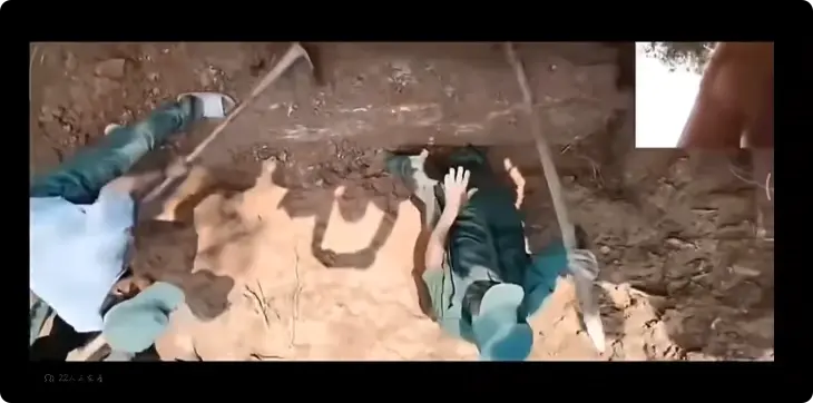 《缅北僵尸出土事件视频》未公映母带外泄-全过程纪实原版高清完整版-原始录像一小时完整版夸克网盘直达-挖掘现场惊悚瞬间